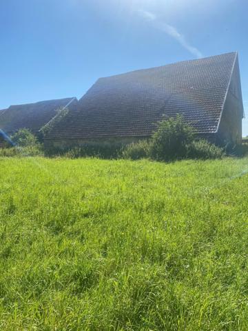 Ancien corp de ferme 1960 à rénover