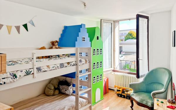 Maison à vendre    4 pièces • 73 m2 Le Chesnay