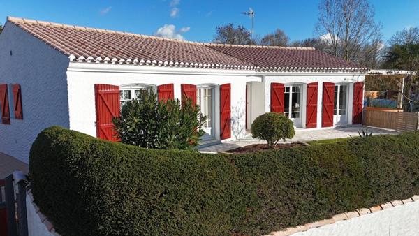 Maison avec piscine à 7min des plages Vendéennes.