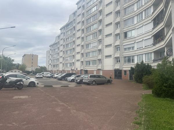Appartement 3 pièces à vendre à Créteil - Proche Village Préfecture