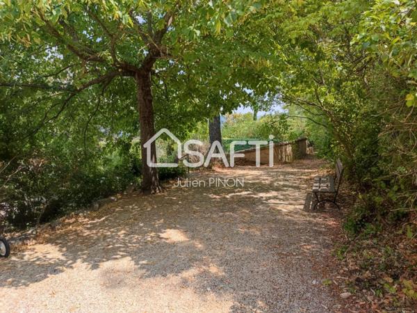 Charmante Maison Provençale avec Piscine et Potentiel d'Extension à Apt (84400)