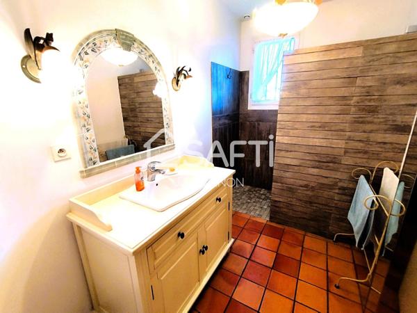 Charmante Maison Provençale avec Piscine et Potentiel d'Extension à Apt (84400)