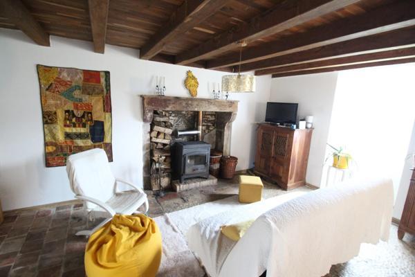 Maison de caractère avec 2 chambres au calme