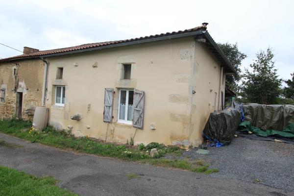 Maison de caractère avec 2 chambres au calme