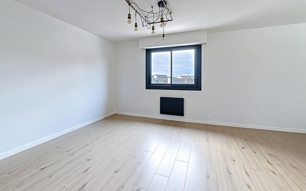 Appartement à vendre    4 pièces • 103,47 m2 Pau