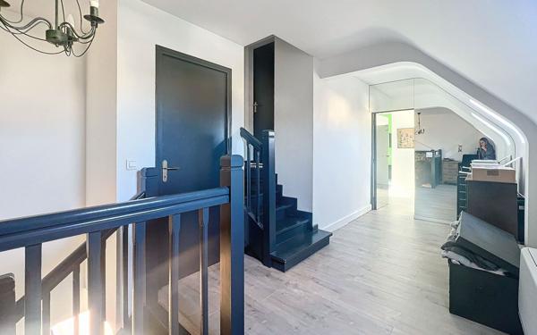 Appartement à vendre    4 pièces • 103,47 m2 Pau