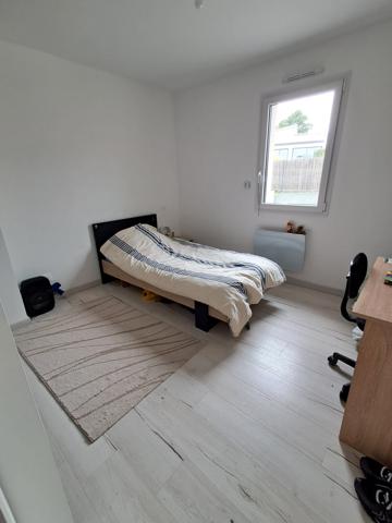 Maison
                                                                                                                                                                                                                                                                                                                        6 pièce(s)                                                                                                                                                                                                          4 chambre(s)                                                                                                                                                                                                          120  m²