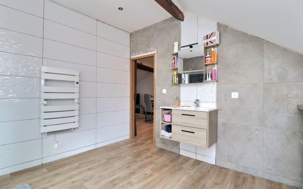 Appartement à vendre    2 pièces • 55 m2 Saint-Avold
