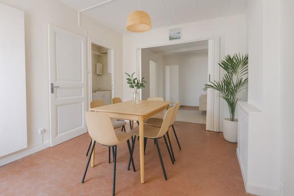 La ciotat grand studio dernier étage