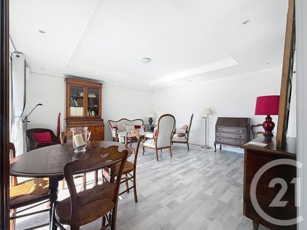 Appartement F3 à vendre  3 pièces - 67,18 m2 FREJUS - 83