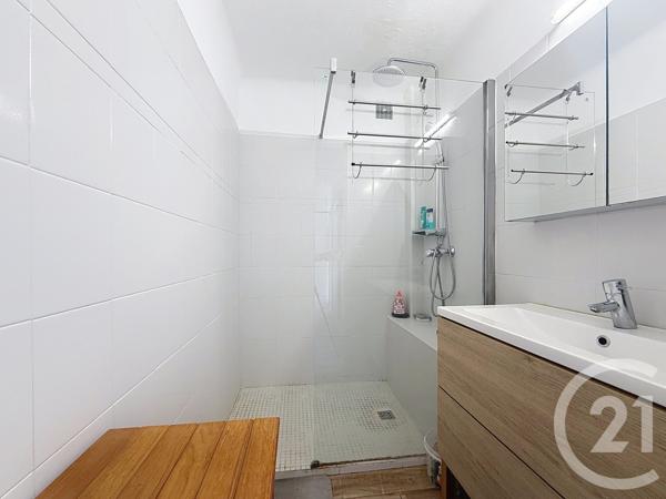 Appartement F3 à vendre  3 pièces - 67,18 m2 FREJUS - 83