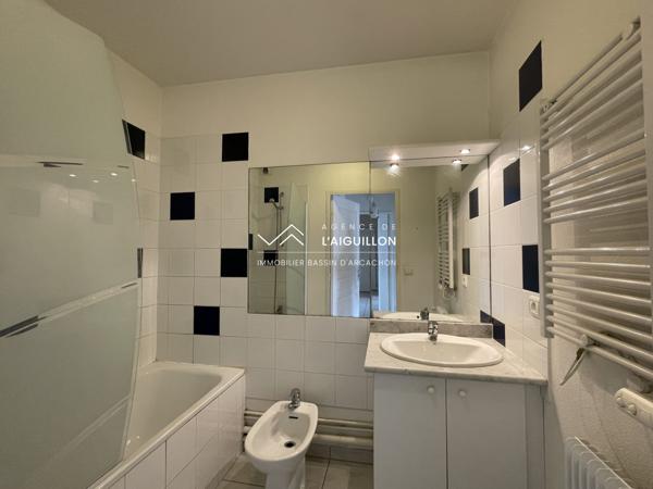 Appartement T3 avec terrasse et garage - Arcachon ville d'été