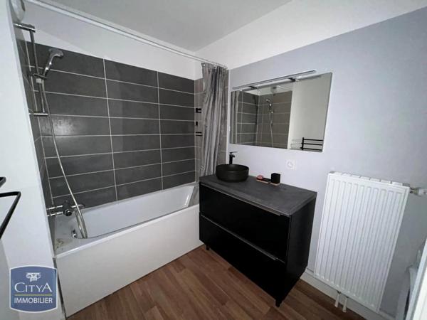 Appartement à louer 3 pièces 57.59m²