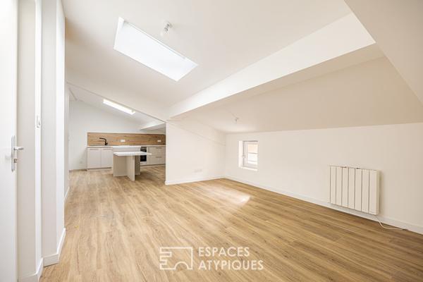 Appartement T2 rénové en dernier étage