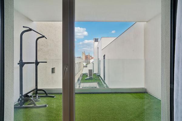 A VENDRE - STUDIO - ROMAINVILLE PROCHE METRO