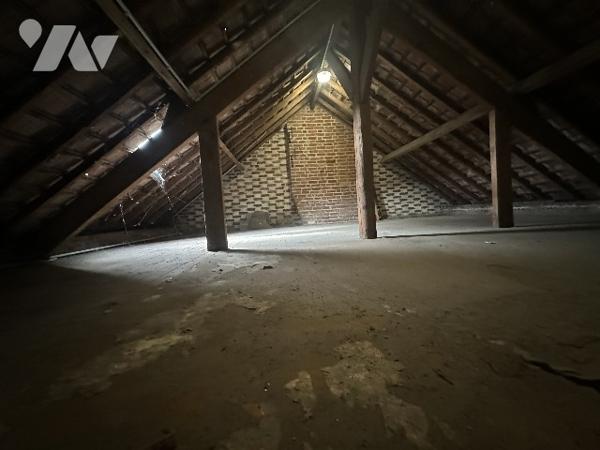 MAISON - 4 CHAMBRES - GARAGE - JARDIN