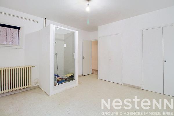 A VENDRE à DRAGUIGNAN - Proche centre-ville, rez-de-villa avec jardin privatif