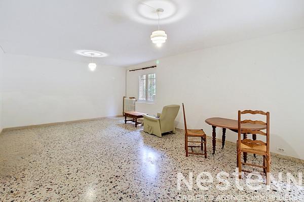 A VENDRE à DRAGUIGNAN - Proche centre-ville, rez-de-villa avec jardin privatif