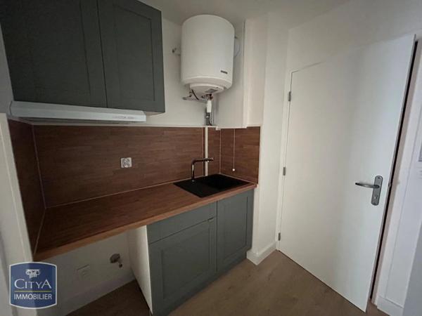Appartement à louer 1 pièce 27.88m² Saint-Étienne (42000)
