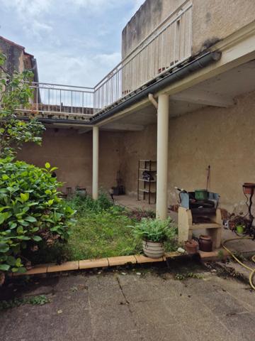 CARMAUX, GRANDE MAISON DE 147M