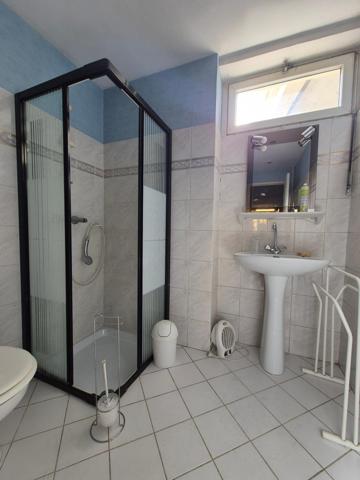 CARMAUX, GRANDE MAISON DE 147M