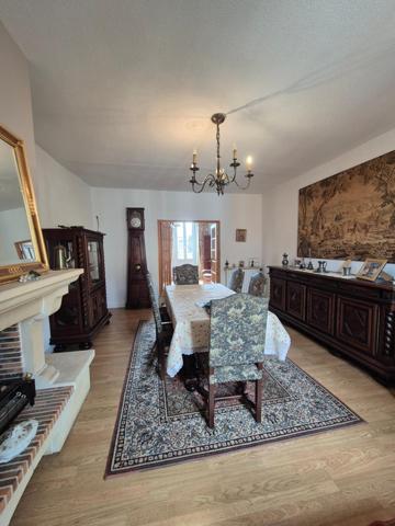 CARMAUX, GRANDE MAISON DE 147M