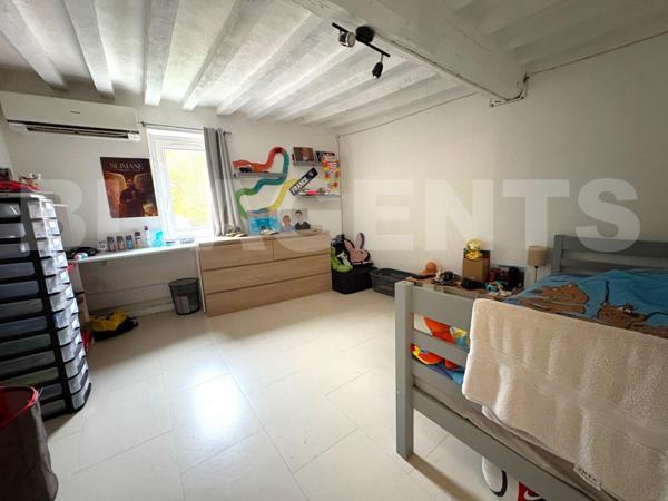 Maison 5 pièces, 4 chambres 