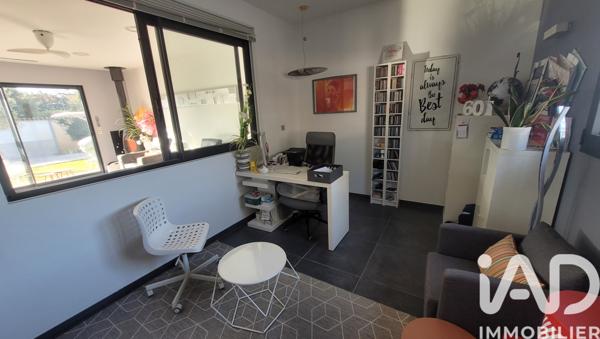 Maison à vendre 5 pièces 187 m² Morières-lès-Avignon