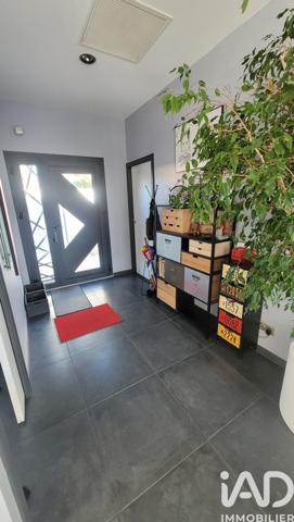 Maison à vendre 5 pièces 187 m² Morières-lès-Avignon