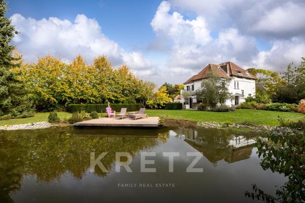 Demeure anglo-normande au coeur d'un parc arboré