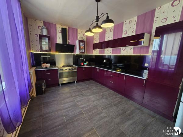 Maison - À vendre - 270 m² - BOURBONNE-LES-BAINS | The Door Man