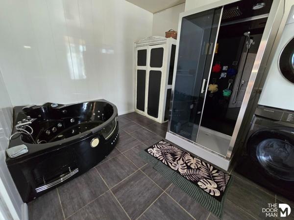 Maison - À vendre - 270 m² - BOURBONNE-LES-BAINS | The Door Man