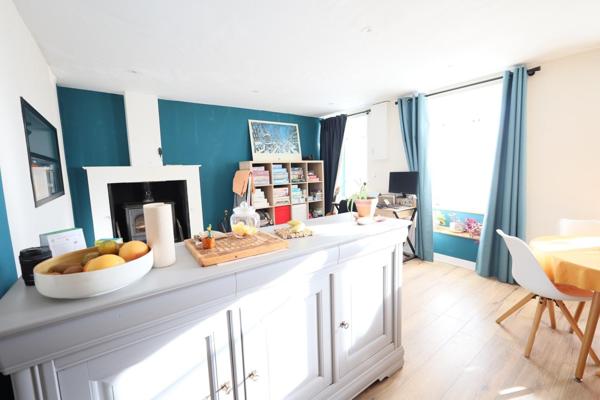 Charmante maison en pierres dans un hameau