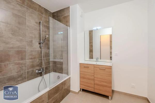 Appartement à vendre 3 pièces 67m² Vétraz-Monthoux (74100)