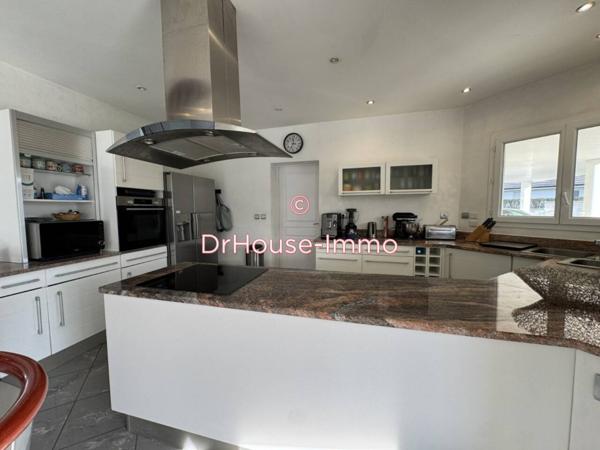 Maison à vendre 4 pièces de 200 m²