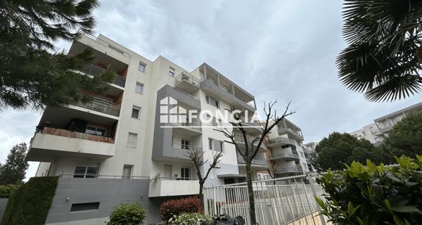 Location Appartement 2 pièces 39 m² - Clermont-ferrand 63100