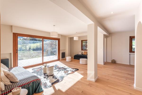 Conbloux. Appartement de 109 m² en rez-de-jardin