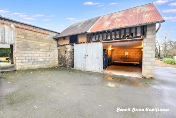 Maison à vendre 9 pièces NOTRE DAME DU TOUCHET (50)