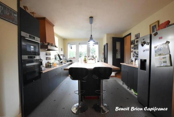 Maison à vendre 9 pièces NOTRE DAME DU TOUCHET (50)