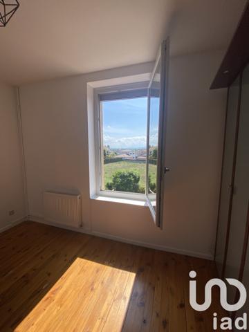 Maison à vendre 5 pièces 97 m² Saint-Romain-le-Puy