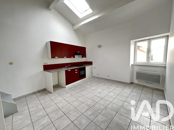 Location appartement 3 pièces 74 m² Bagnols-sur-Cèze