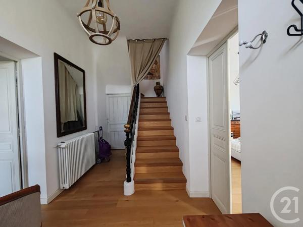 Maison à vendre  6 pièces - 189,59 m 2   FORCALQUIER  - 04