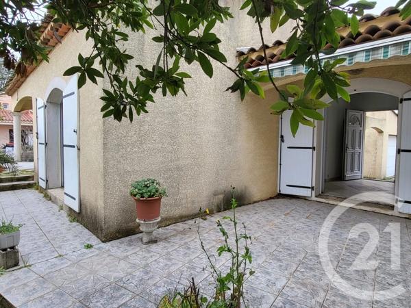 Maison à vendre  7 pièces - 121,65 m 2   MARIGNANE  - 13