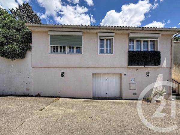 Maison à vendre  4 pièces - 84,75 m 2   CHATEAURENARD  - 13