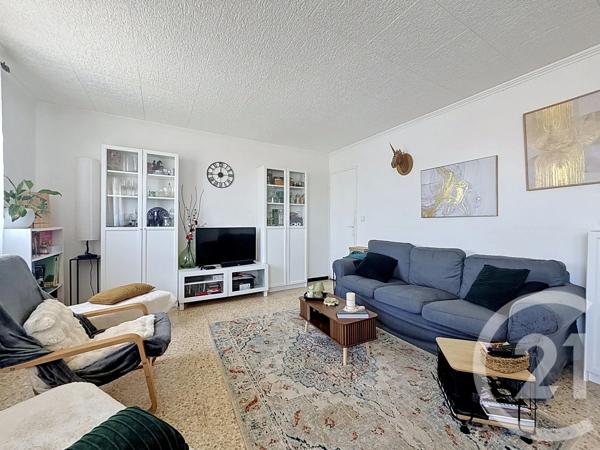 Maison à vendre  4 pièces - 84,75 m 2   CHATEAURENARD  - 13