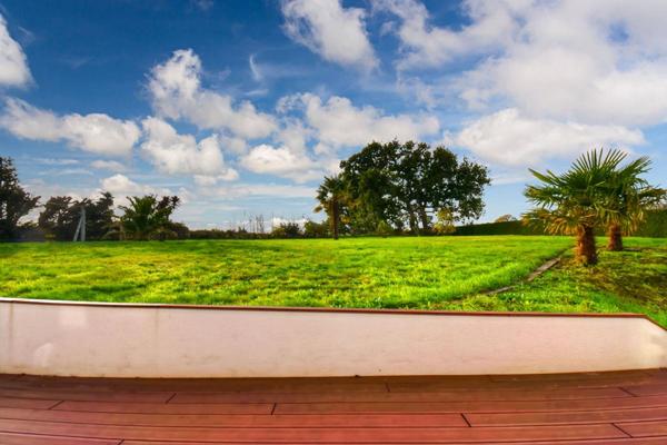 Maison familiale, 4 chambres, vue dégagée, grand jardin, (22300)Ploulec'h