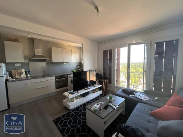 Appartement à louer 2 pièces 37.1m² Blois (41000)