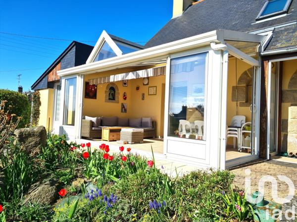 Maison traditionnelle 6 pièces de 121 m² à Saint-Quay-Portrieux (22410)