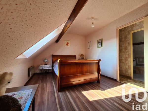 Maison traditionnelle 6 pièces de 121 m² à Saint-Quay-Portrieux (22410)