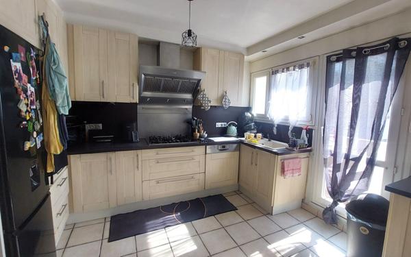 Maison à vendre    5 pièces • 100 m2 Bouffémont